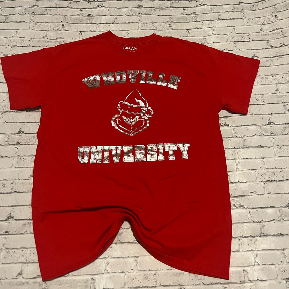 Gildan Red Whoville University Tee Size Medium
